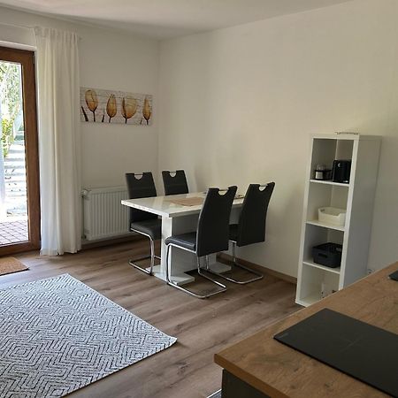 Ruhige Ferienwohnung Mit Terrasse Fuer 2 Personen Vohenstrauss Exteriér fotografie