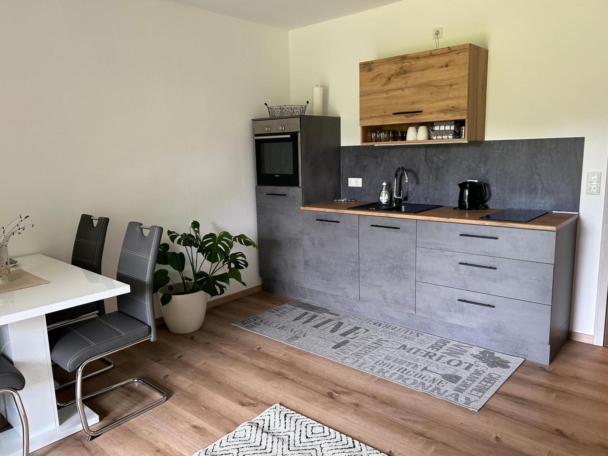 Ruhige Ferienwohnung Mit Terrasse Fuer 2 Personen Vohenstrauss Exteriér fotografie