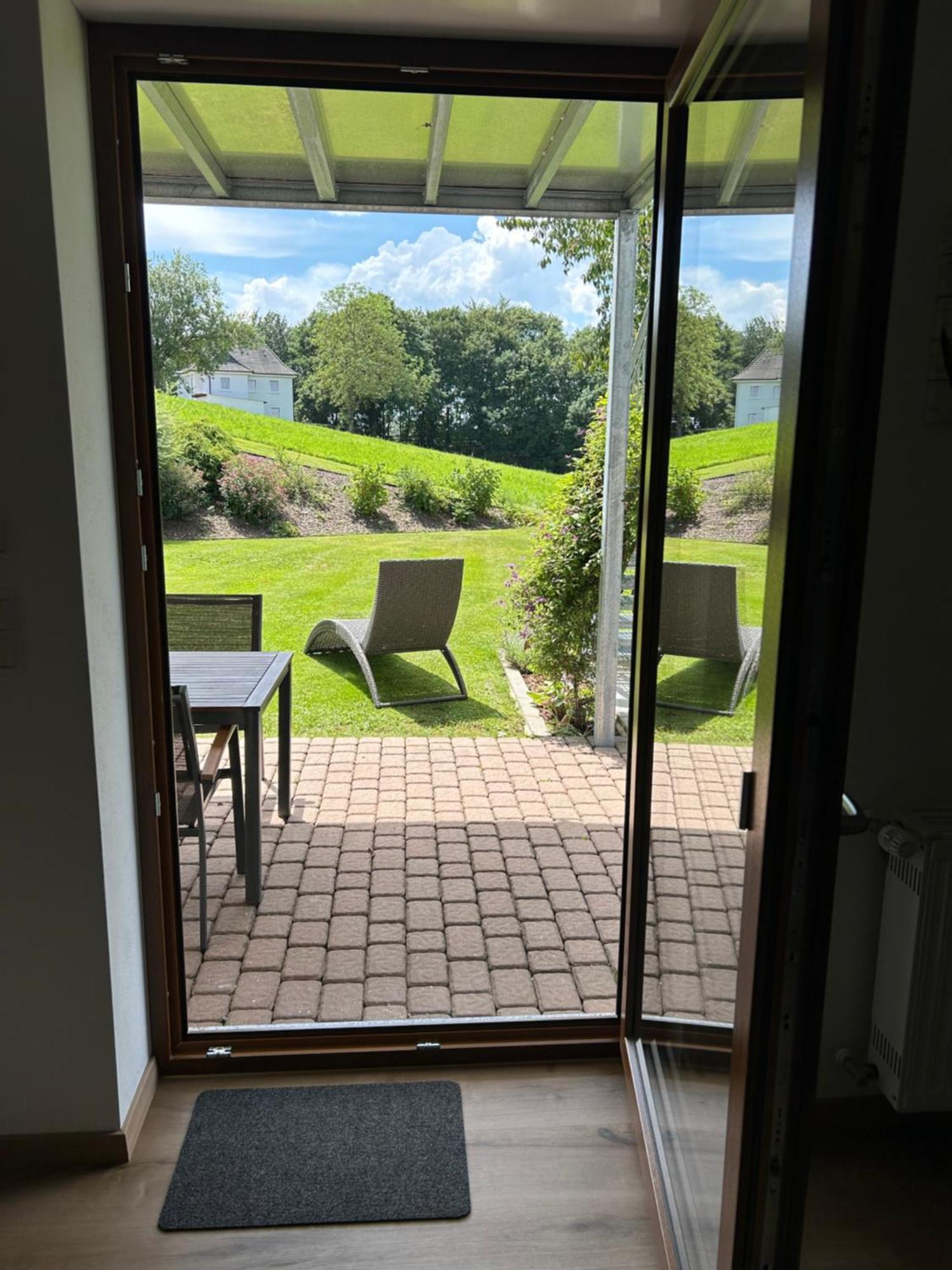 Ruhige Ferienwohnung Mit Terrasse Fuer 2 Personen Vohenstrauss Exteriér fotografie