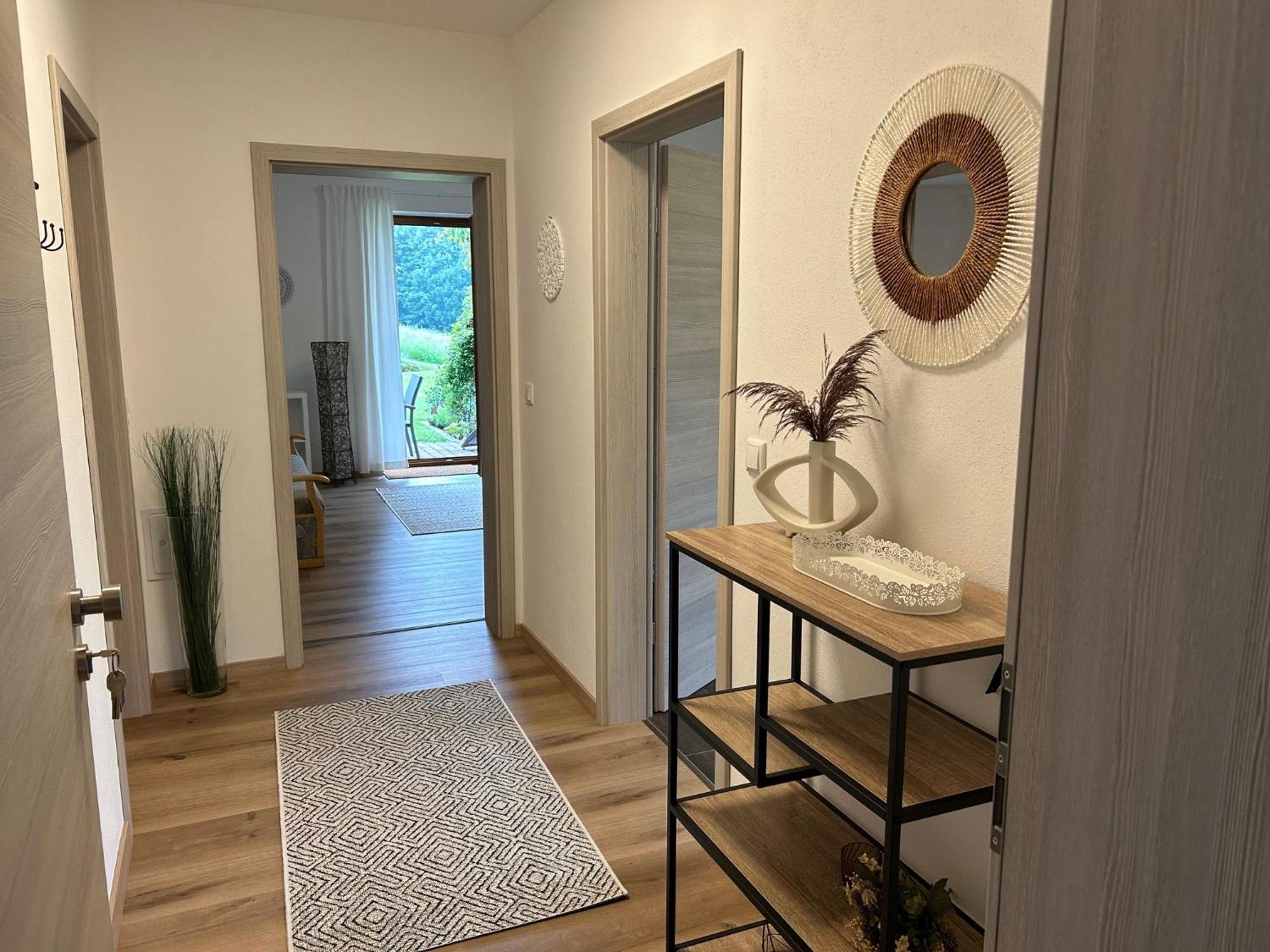 Ruhige Ferienwohnung Mit Terrasse Fuer 2 Personen Vohenstrauss Exteriér fotografie
